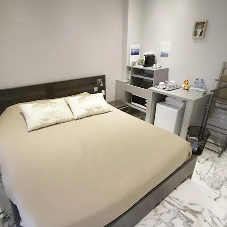 Bed and Breakfast Le France Centre 5*